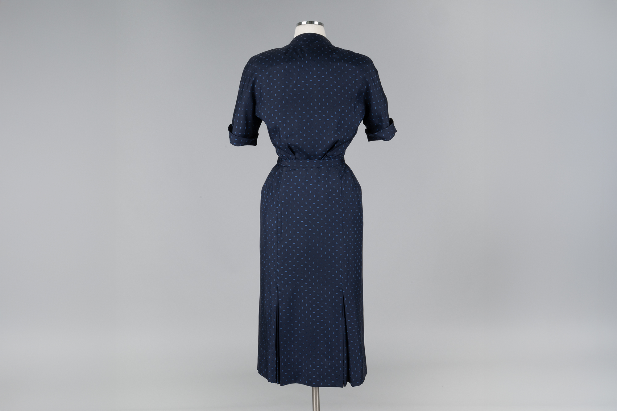 Image of Two-piece silk dress designed by Christian Dior, 1952